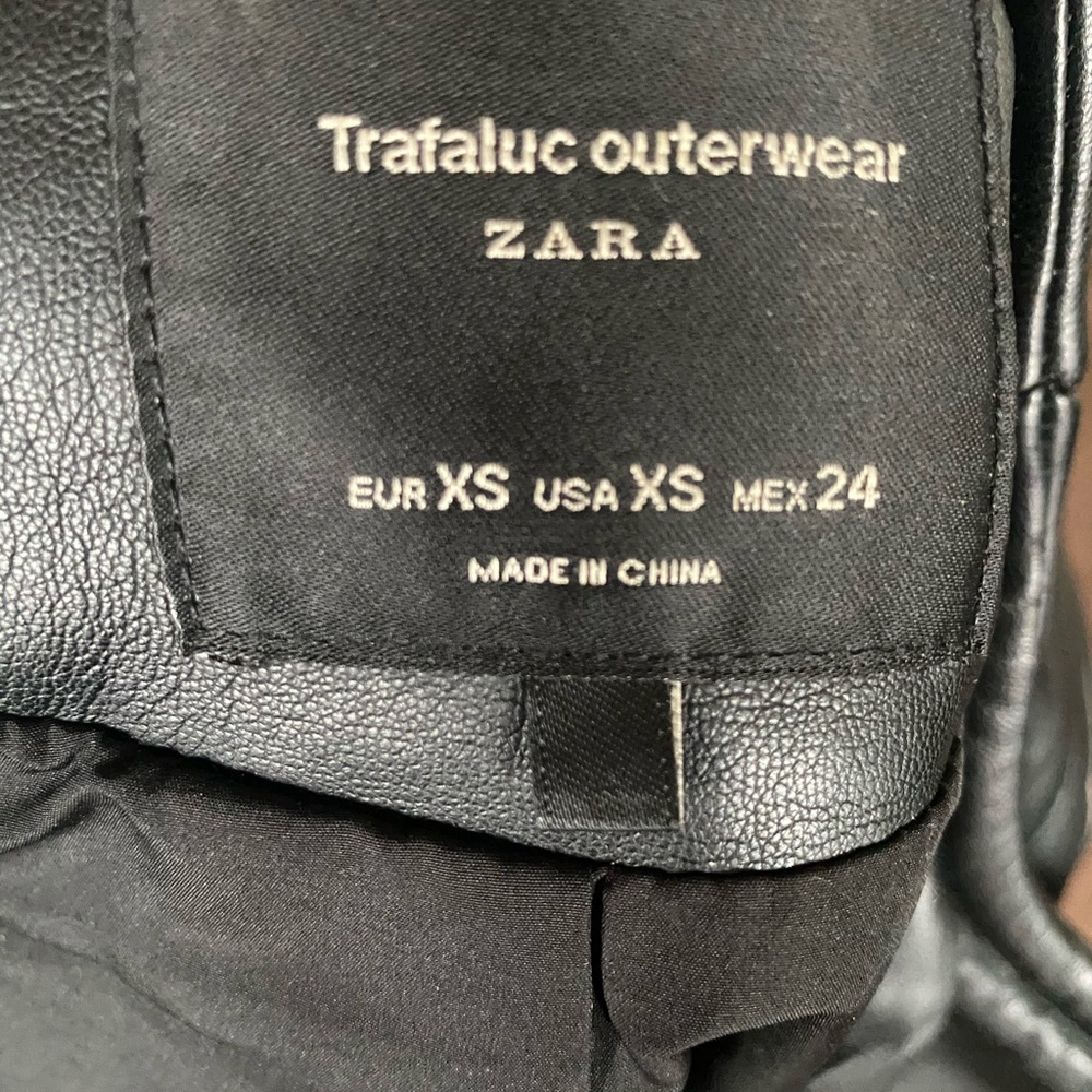 Girls jacket - Picture 2 of 2